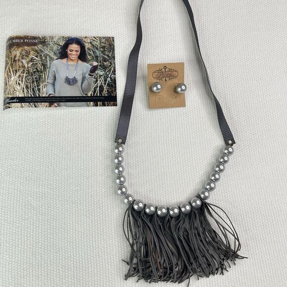 Plunder Design Fashion Jewelry Boutique Boho Necklace Earrings Set New - Picture 6 of 10